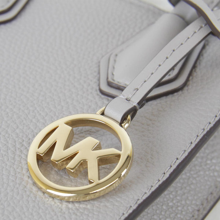 美品『USED』 
Michael Kors マイケルコース 
 ショルダーバッグ 
レザー グレー