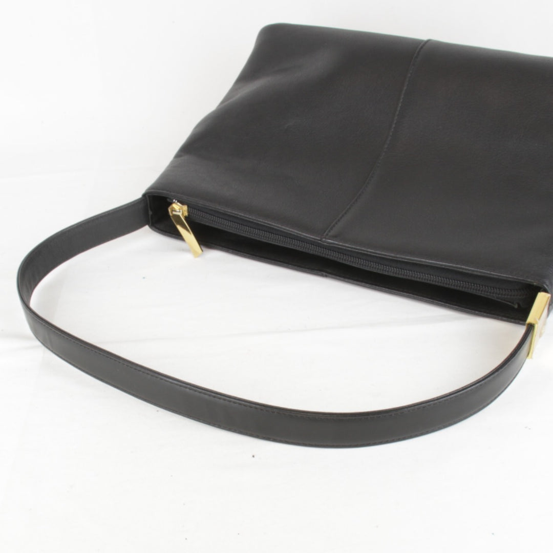 美品『USED』 
BURBERRY LONDON バーバリーロンドン 
 ショルダーバッグ 
レザー ブラック
