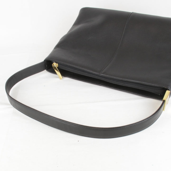 美品『USED』 
BURBERRY LONDON バーバリーロンドン 
 ショルダーバッグ 
レザー ブラック
