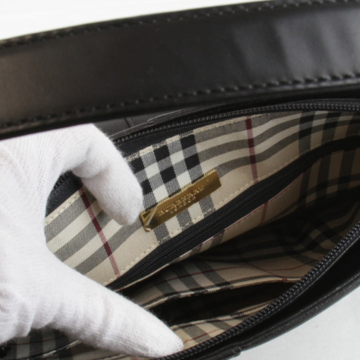 美品『USED』 
BURBERRY LONDON バーバリーロンドン 
 ショルダーバッグ 
レザー ブラック