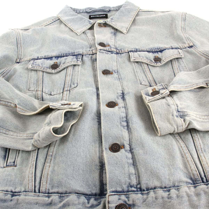 良品『USED』 
BALENCIAGA バレンシアガ 
 デニムジャケット 
コットン/ポリエステル  ペールブルー