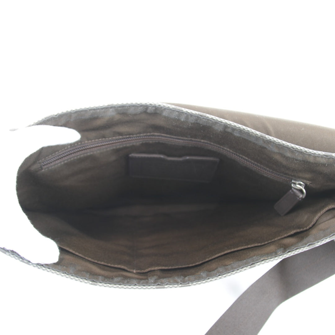 『USED』 
COACH コーチ 
 メッセンジャーバッグ F70750 ショルダーバッグ 
PVC/レザー チェック　グレー