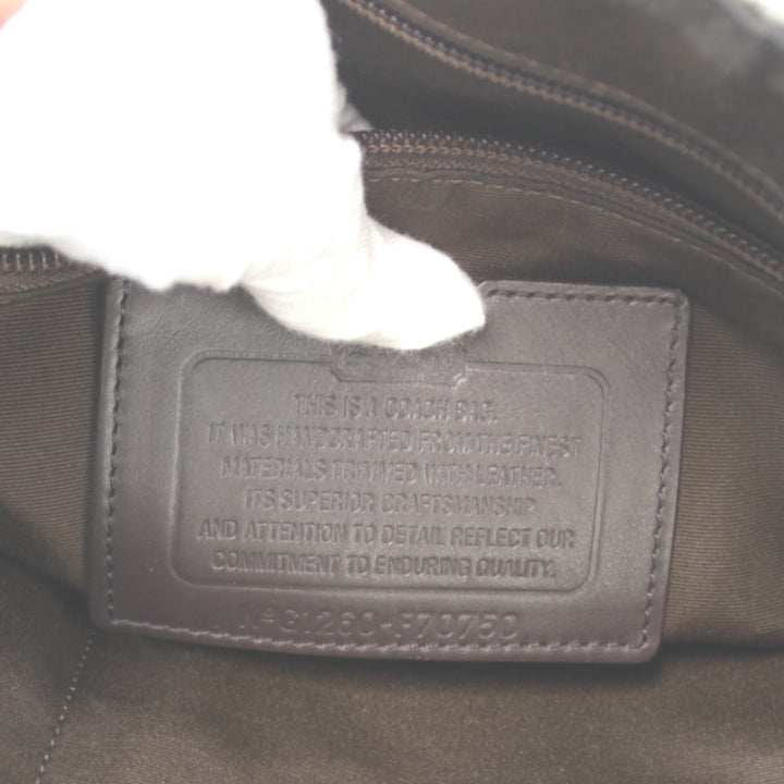 『USED』 
COACH コーチ 
 メッセンジャーバッグ F70750 ショルダーバッグ 
PVC/レザー チェック　グレー