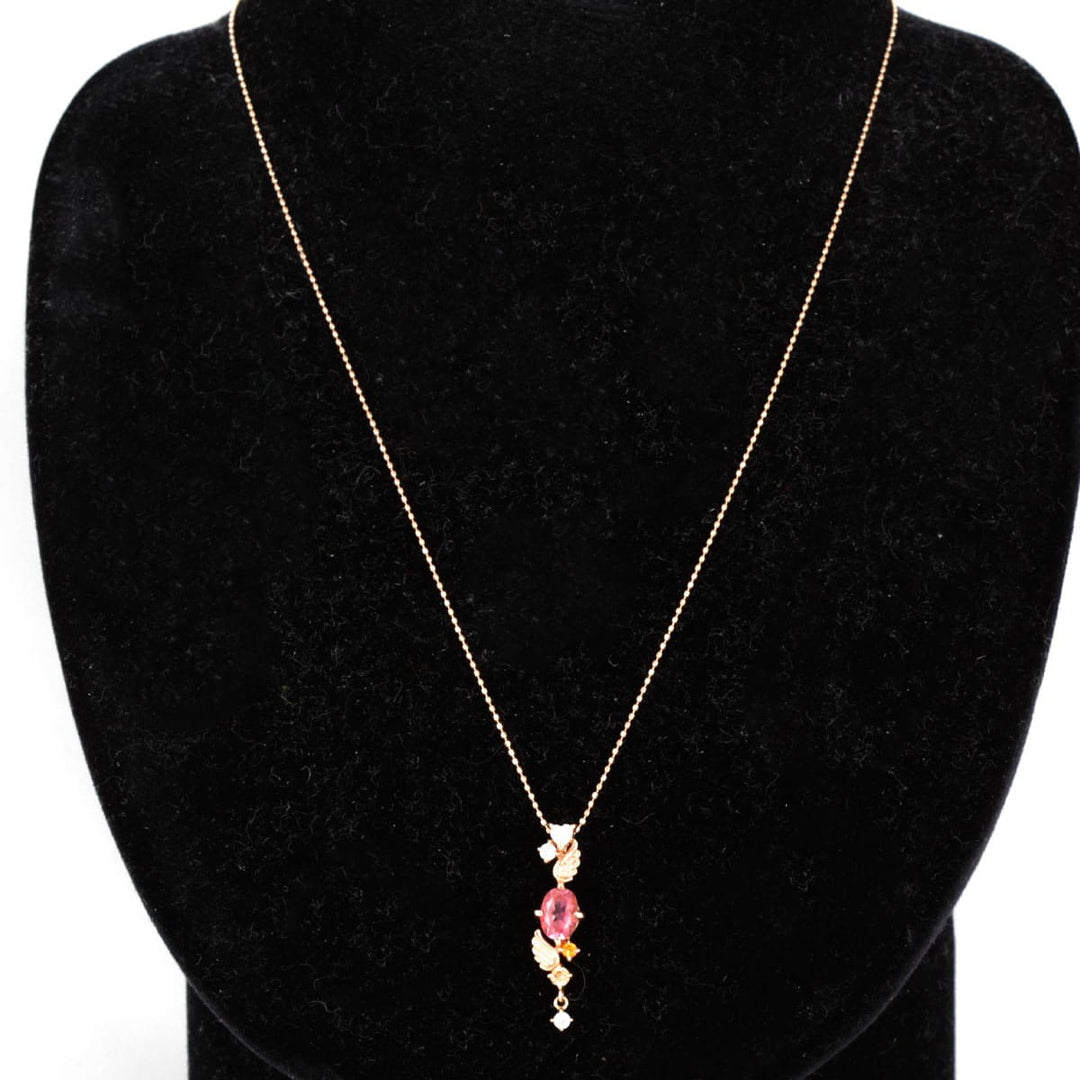 美品『USED』 K10 
 羽モチーフ ネックレス
 2.5g