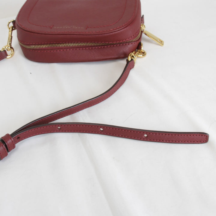 美品『USED』 
MARC JACOBS マークジェイコブス 
 ショルダーバッグ 
 ワインレッド