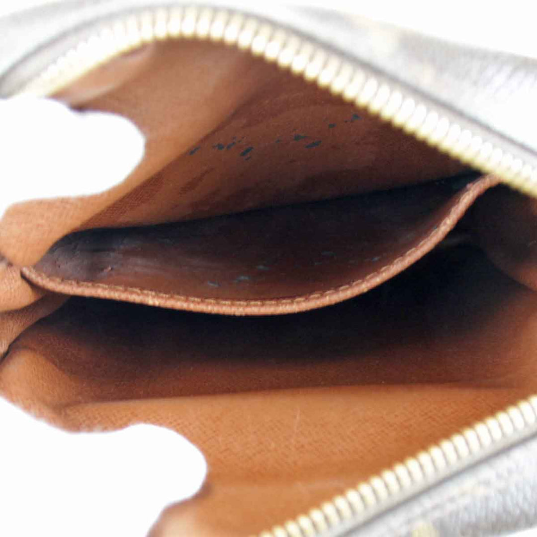ジャンク『難あり』 
LOUIS VUITTON ルイ・ヴィトン 
 アマゾン M45236 ショルダーバッグ 
モノグラムキャンバス モノグラム