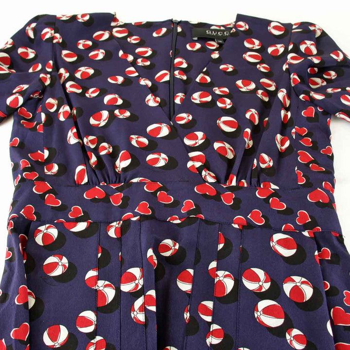 美品『USED』 
GUCCI グッチ 
 ビーチボール×ハートプリント ワンピース 
シルク ネイビー