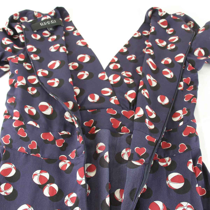 美品『USED』 
GUCCI グッチ 
 ビーチボール×ハートプリント ワンピース 
シルク ネイビー