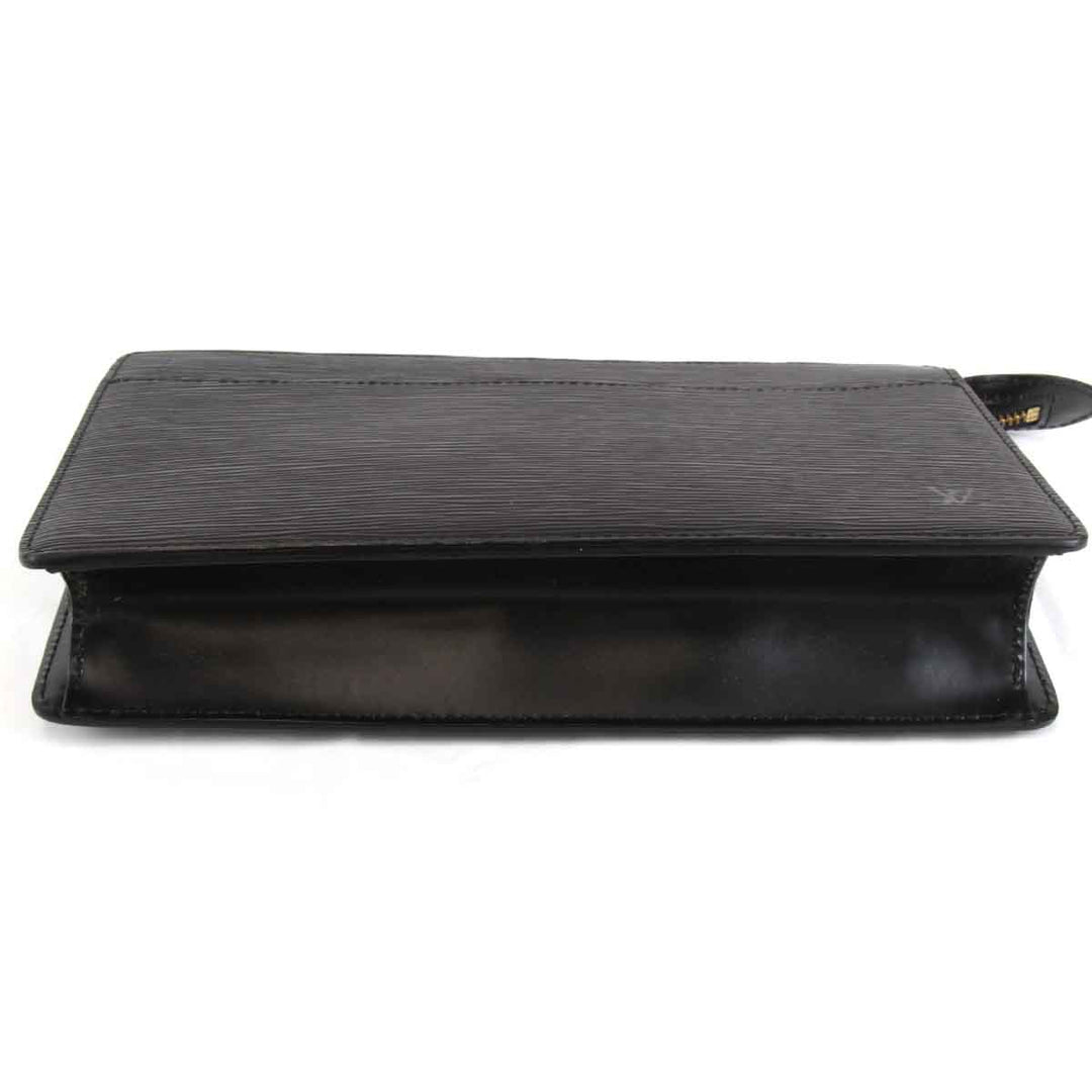 『USED』 
LOUIS VUITTON ルイ・ヴィトン 
 M52522 セカンドバッグ 
エピレザー ブラック