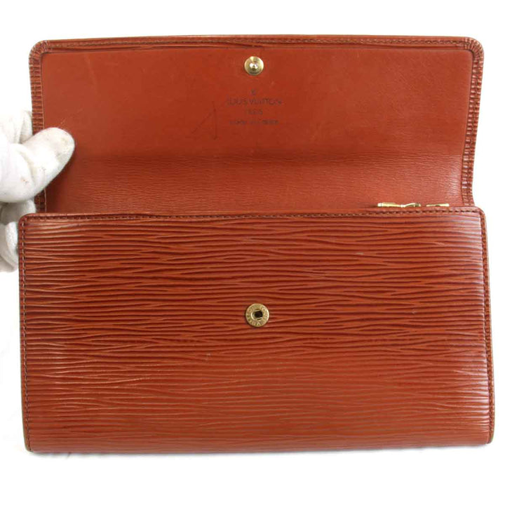 『USED』 
LOUIS VUITTON ルイ・ヴィトン 
 ポシェット・ポルトモネ・クレディ M6357 長財布 
エピレザー ブラウン