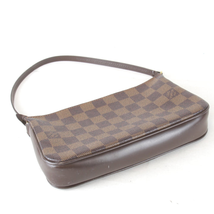 良品『USED』 
LOUIS VUITTON ルイ・ヴィトン 
 LV ダミエ ポシェット・アクセソワール N41206 アクセサリーポーチ 
ダミエキャンバス ダミエ