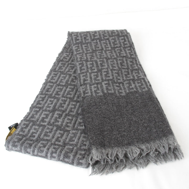 良品『USED』 
FENDI フェンディ 
 マフラー 
ウール グレー