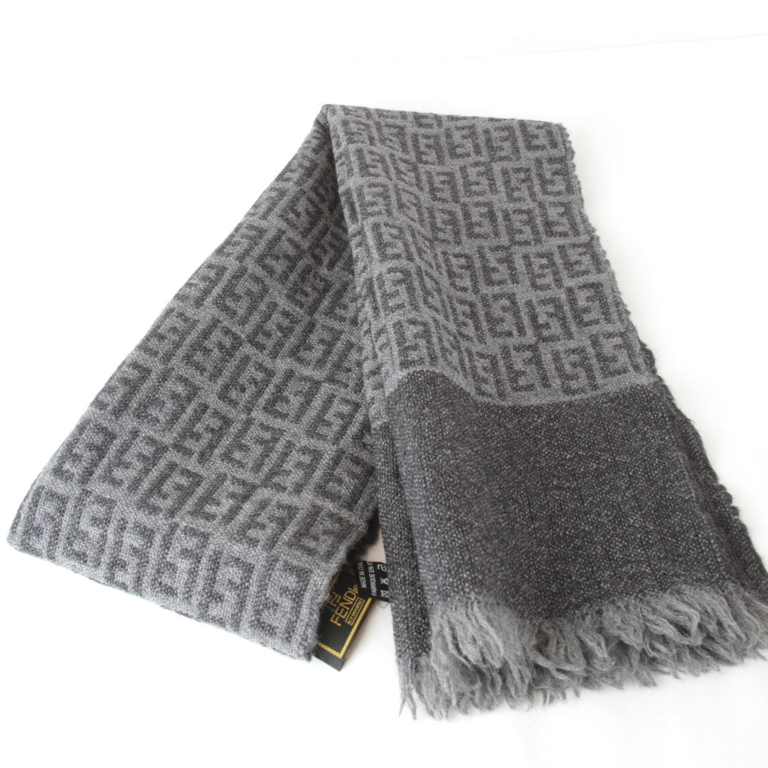 良品『USED』 
FENDI フェンディ 
 マフラー 
ウール グレー