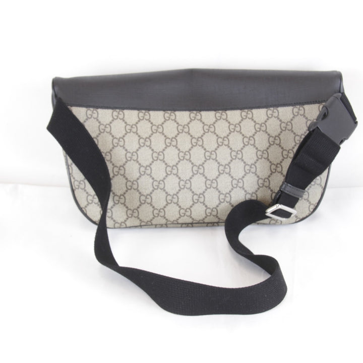 美品『USED』 
GUCCI グッチ 
 袋有 779843・493075 ボディバッグ 
GGスプリームキャンバス グレー