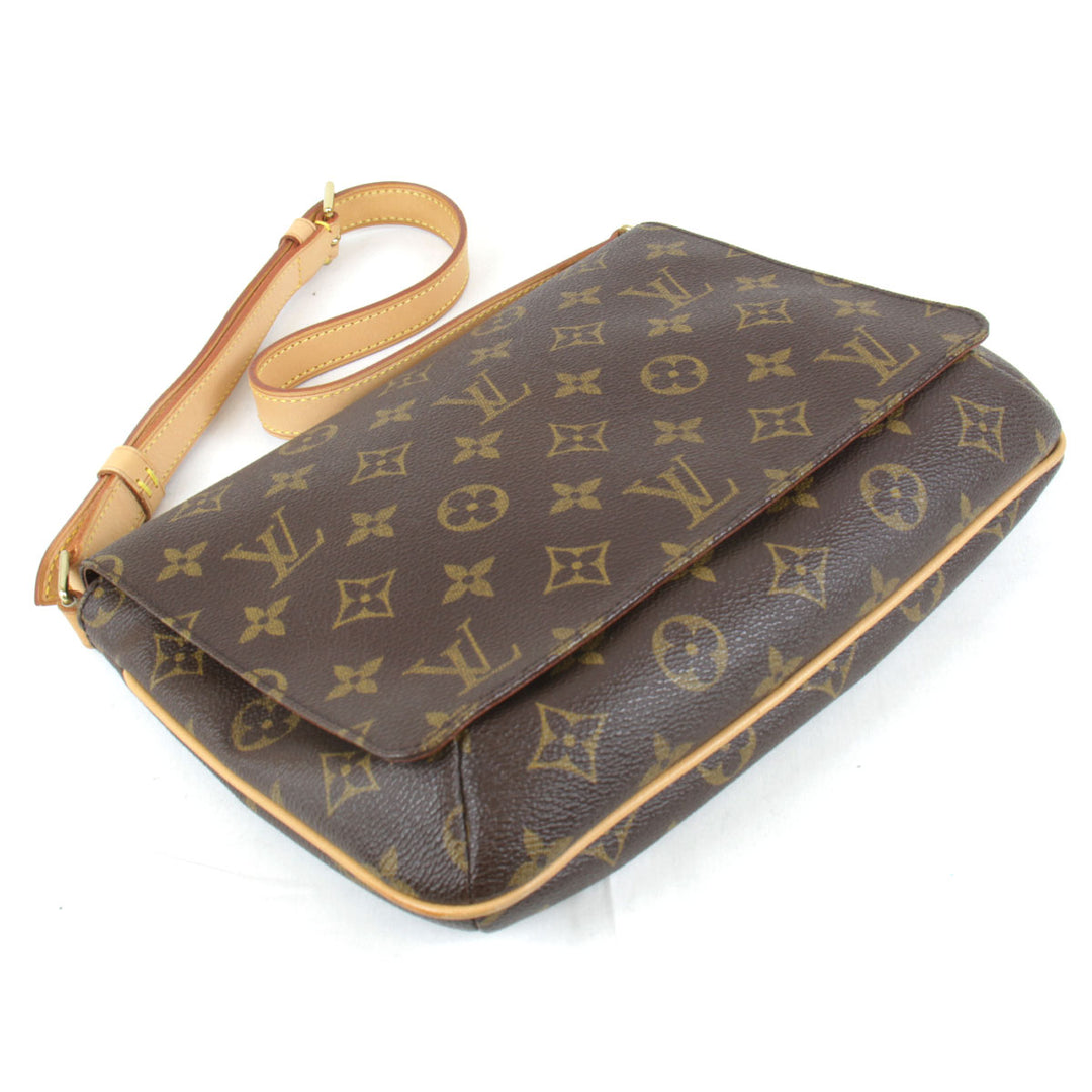 美品『USED』 
LOUIS VUITTON ルイ・ヴィトン 
 ミュゼットタンゴ ショート M51257 ショルダーバッグ 
モノグラムキャンバス モノグラム