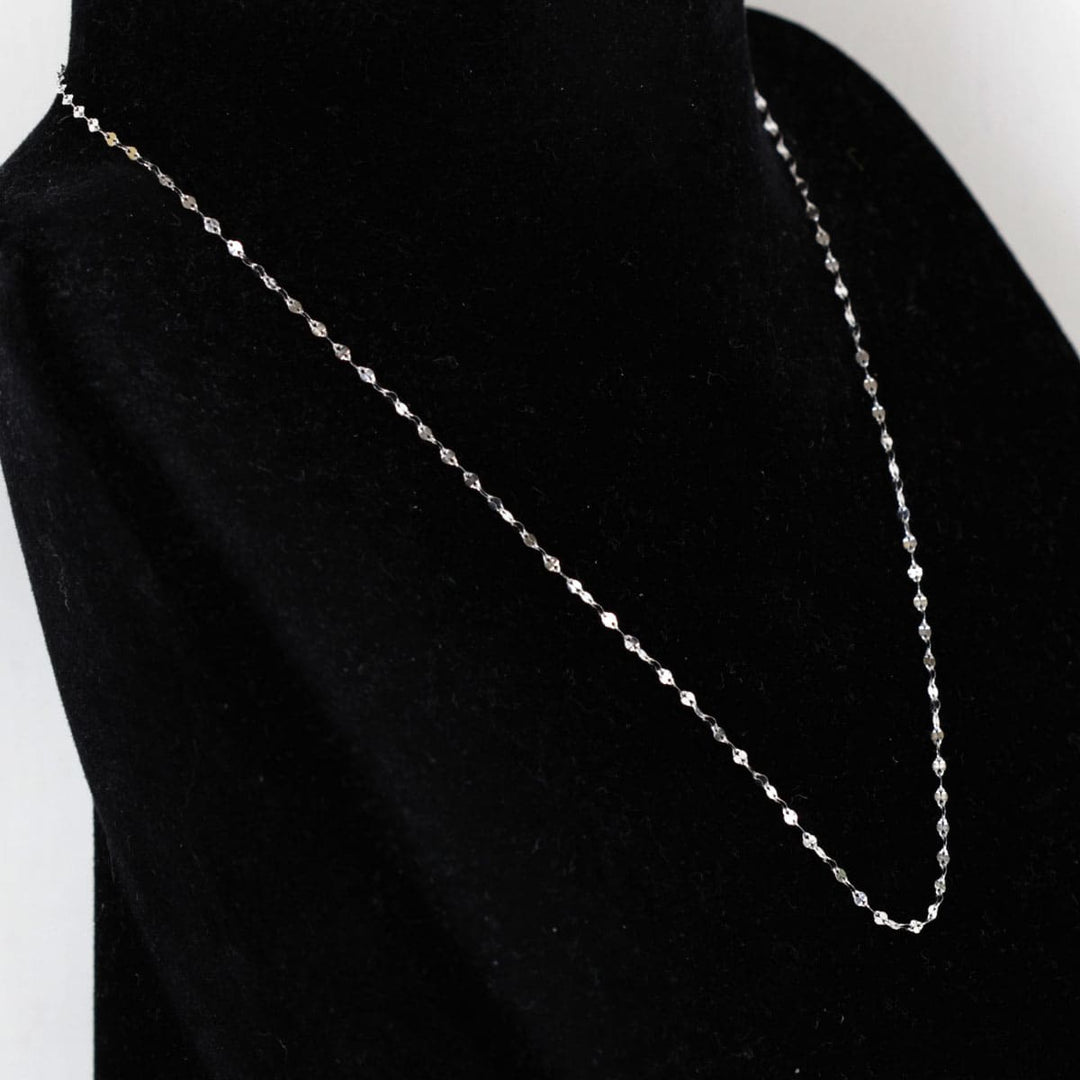 美品『USED』 K18WG 
ネックレス
 1.2g