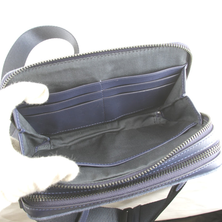 美品『USED』 
COACH コーチ 
 D2421-CU206 ショルダーバッグ 
キャンバス ブルー