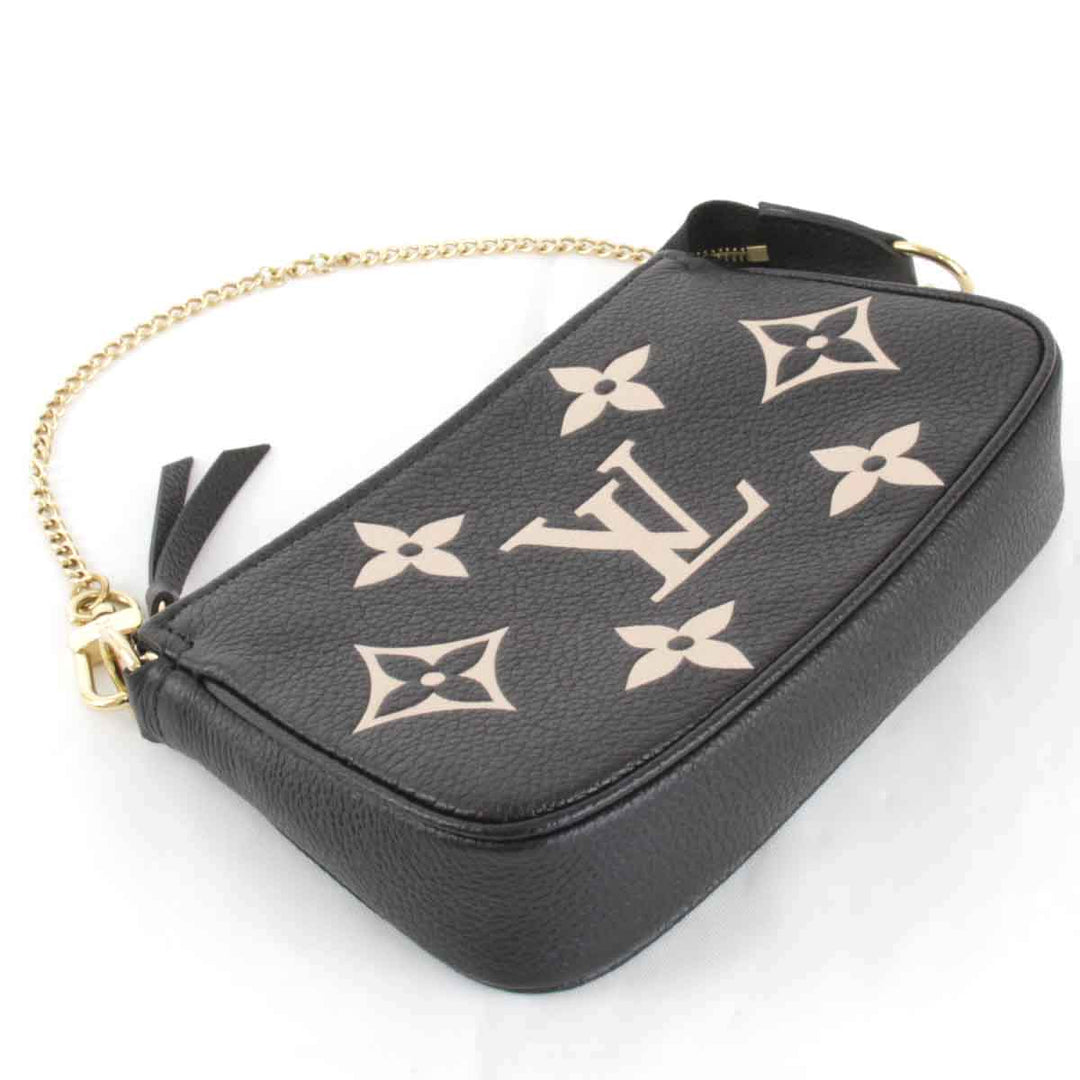 美品『USED』 
LOUIS VUITTON ルイ・ヴィトン 
 ミニポシェットアクセソワール M80732 アクセサリーポーチ 
レザー ブラック