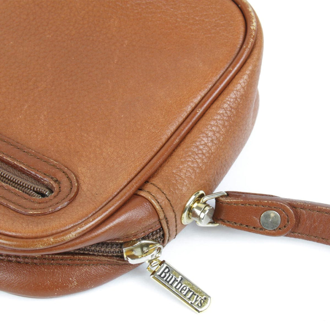 『USED』 
BURBERRY バーバリー 
 セカンドバッグ 
レザー ブラウン