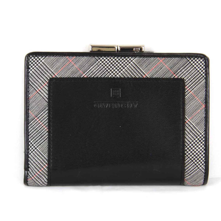 『USED』 
GIVENCHY ジバンシィ 
 チェック 二つ折り財布 
レザー ブラック