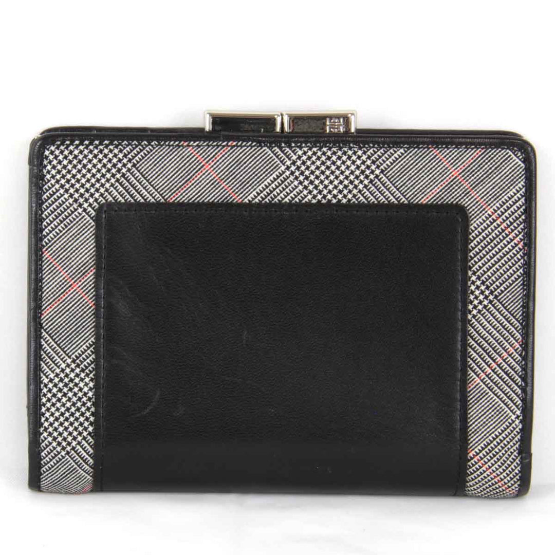 『USED』 
GIVENCHY ジバンシィ 
 チェック 二つ折り財布 
レザー ブラック