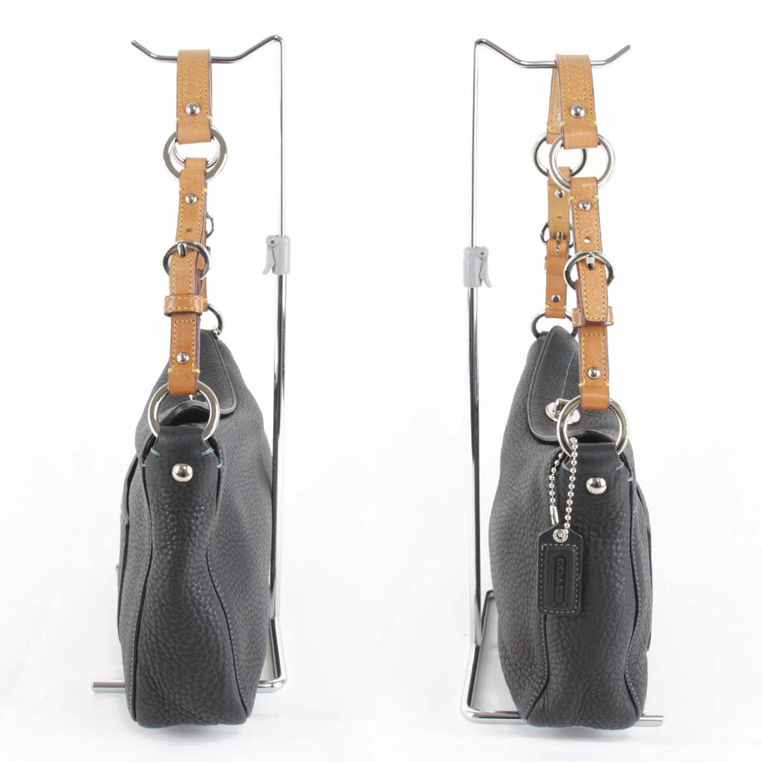 美品『USED』 
COACH コーチ 
 8A38 ショルダーバッグ 
レザー ネイビー