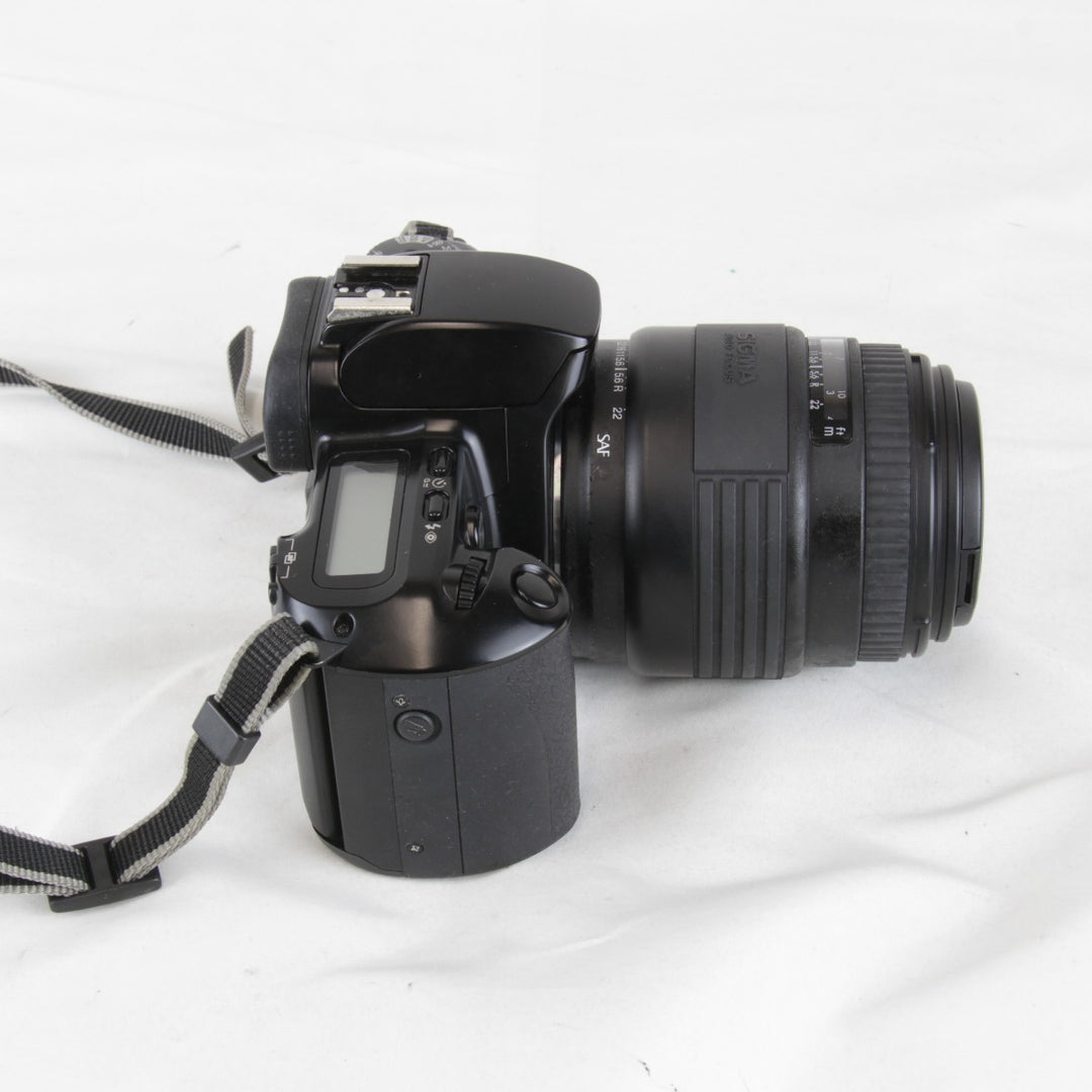 動作未確認『ジャンク』 
canon キャノン 
 EOS Kiss フィルムカメラ 
 ブラック