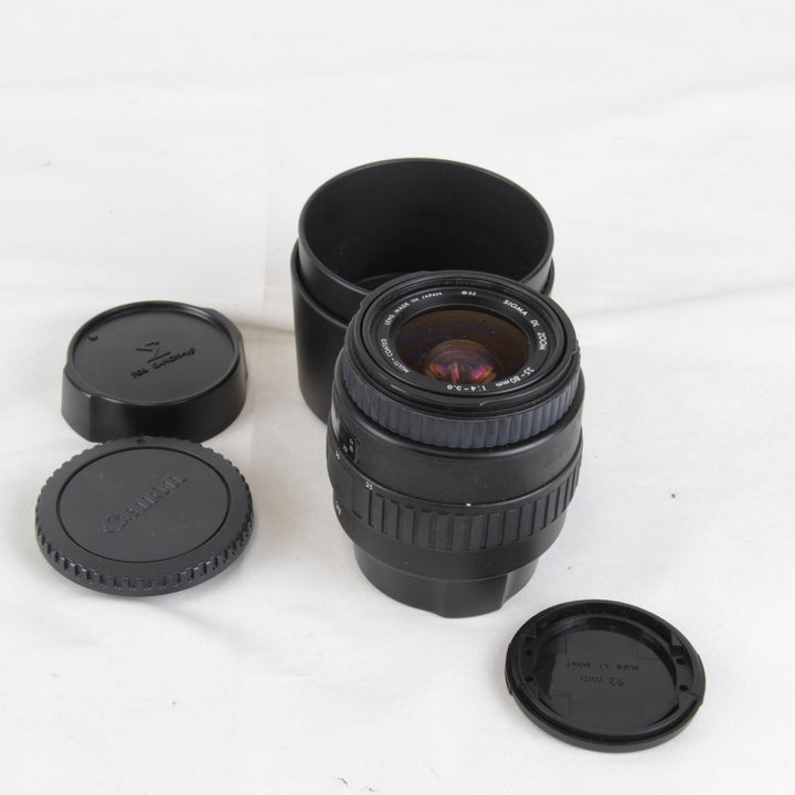 動作未確認『ジャンク』 
canon キャノン 
 EOS Kiss フィルムカメラ 
 ブラック