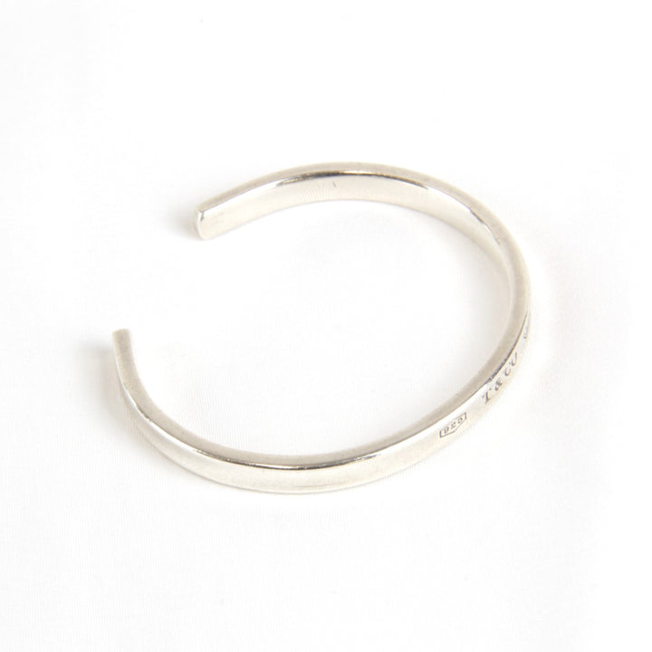 『USED』 
TIFFANY&Co. ティファニー 
 ナロー カフ ブレスレット 
シルバー925 シルバー