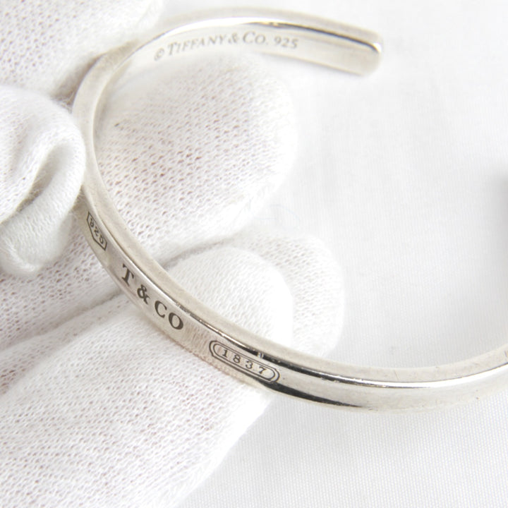 『USED』 
TIFFANY&Co. ティファニー 
 ナロー カフ ブレスレット 
シルバー925 シルバー
