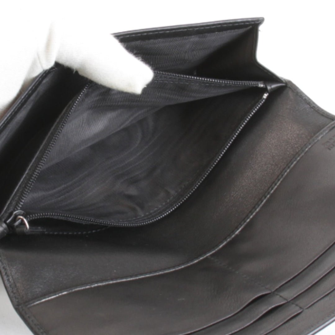 美品『USED』 
GUCCI グッチ 
 030・2067・1615 箱有 長財布 
レザー ブラック