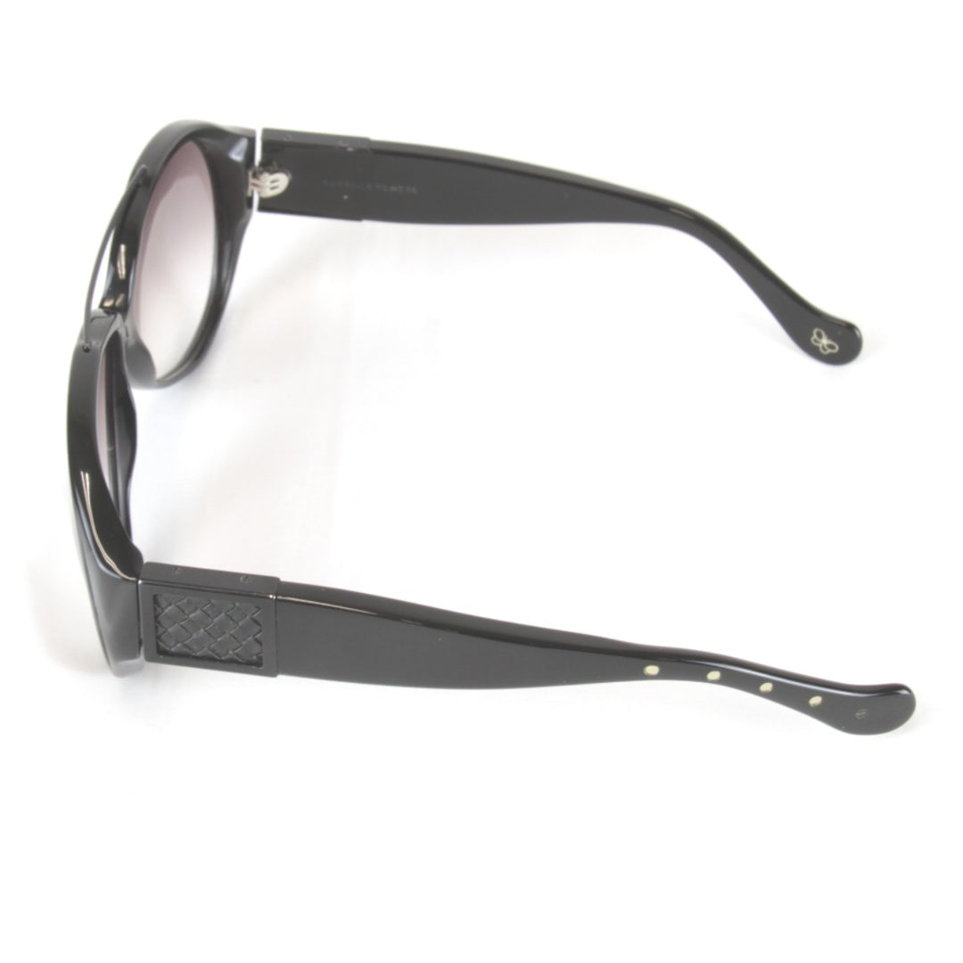 美品『USED』 
BOTTEGAVENETA ボッテガヴェネタ 
 イントレチャート BV89/S ケース付 サングラス 
プラスチック ブラック