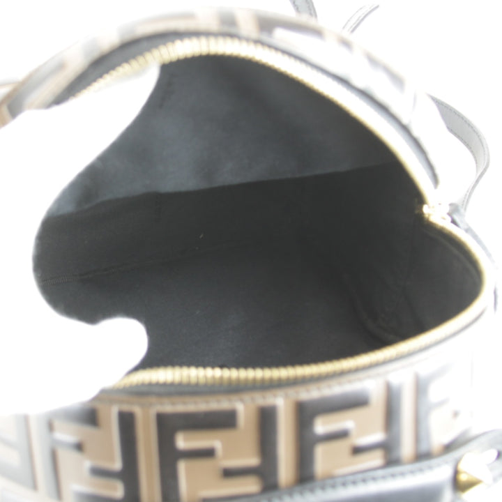 【価格改定】美品『USED』 
FENDI フェンディ 
 ズッカ 8B2038 リュック・デイパック 
PVC/レザー ブラウン
