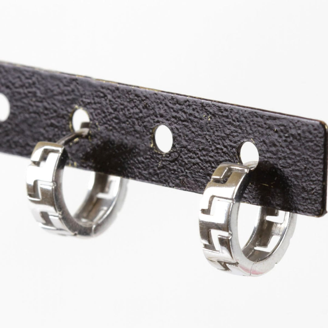 美品『USED』 K14WG 
 フープデザインピアス ピアス
 2.1g