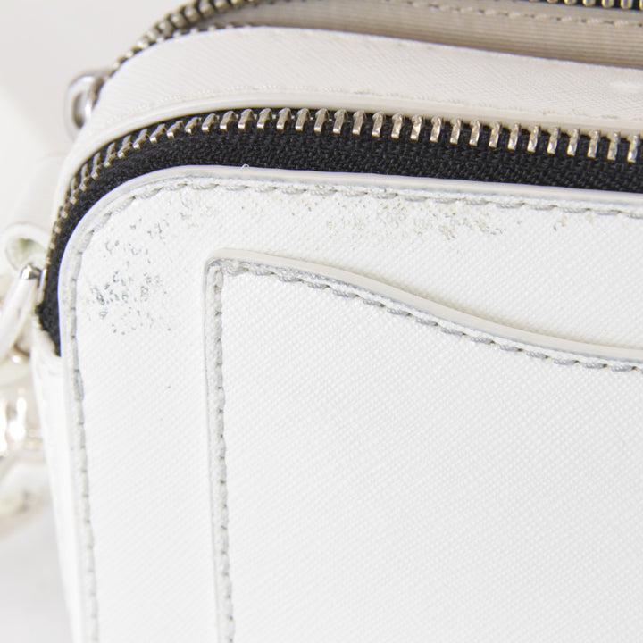 『USED』 
MARC BY MARC JACOBS マークバイマークジェイコブス 
 ショルダーバッグ 
 ホワイト