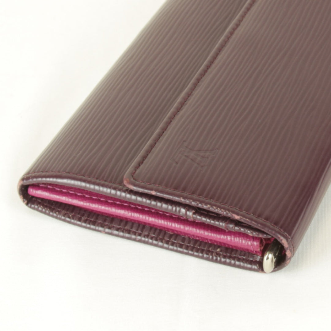 良品『USED』 
LOUIS VUITTON ルイ・ヴィトン 
 ポルトフォイユサラ 箱有 M6374K 長財布 
エピレザー パープル