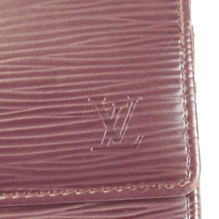 良品『USED』 
LOUIS VUITTON ルイ・ヴィトン 
 ポルトフォイユサラ 箱有 M6374K 長財布 
エピレザー パープル