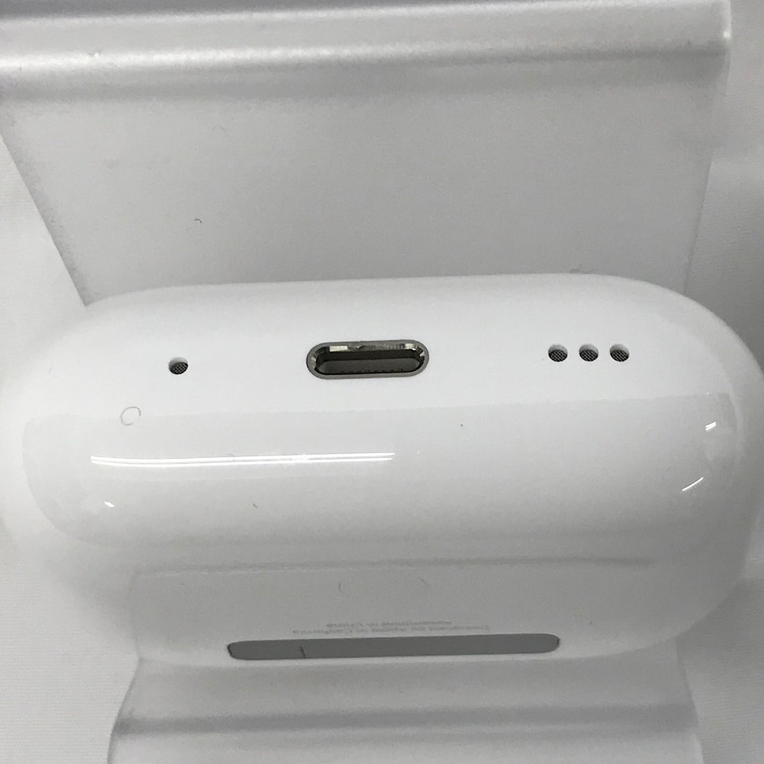 『USED』 
 
 Ari pods pro 第2世代 A2700 A2698 A2699 本体のみ  携帯・スマホアクセサリー