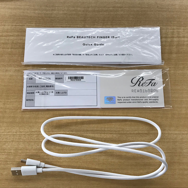 『USED』 
 
 ReFa RE-A102A フィンガーアイロン  小型家電 
 ホワイト系