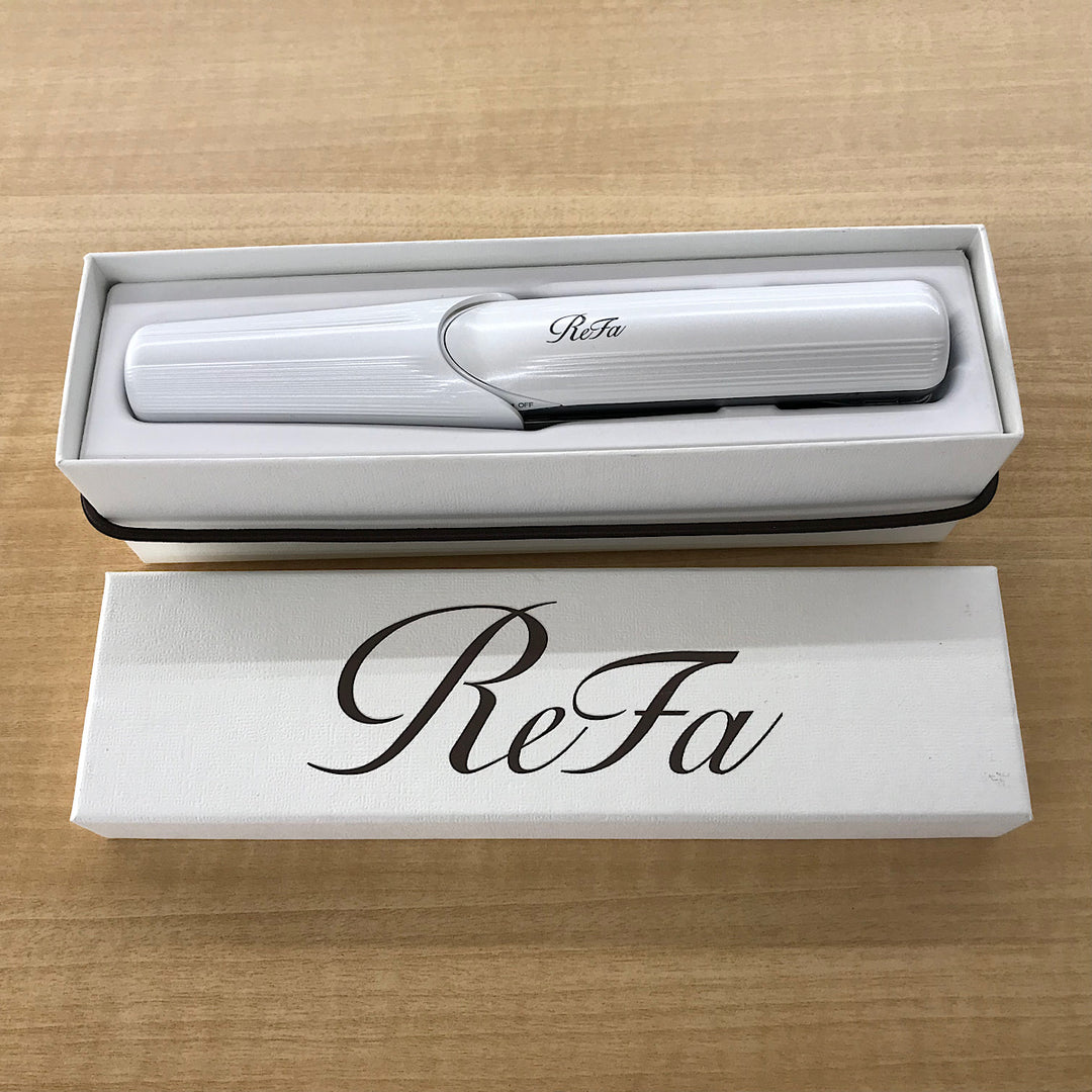 『USED』 
 
 ReFa RE-A102A フィンガーアイロン  小型家電 
 ホワイト系