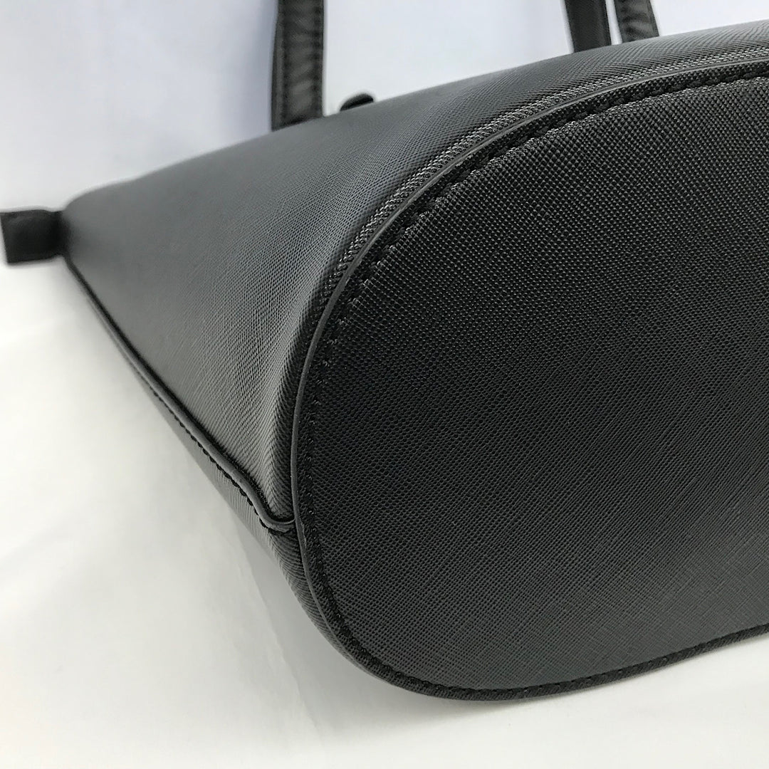 『USED』 
Guess ゲス 
 GUESS バッグ JP745622 トートバッグ 
合成皮革 ブラック系