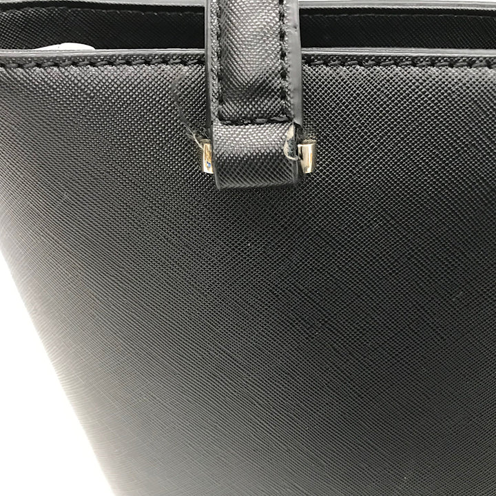 『USED』 
Guess ゲス 
 GUESS バッグ JP745622 トートバッグ 
合成皮革 ブラック系