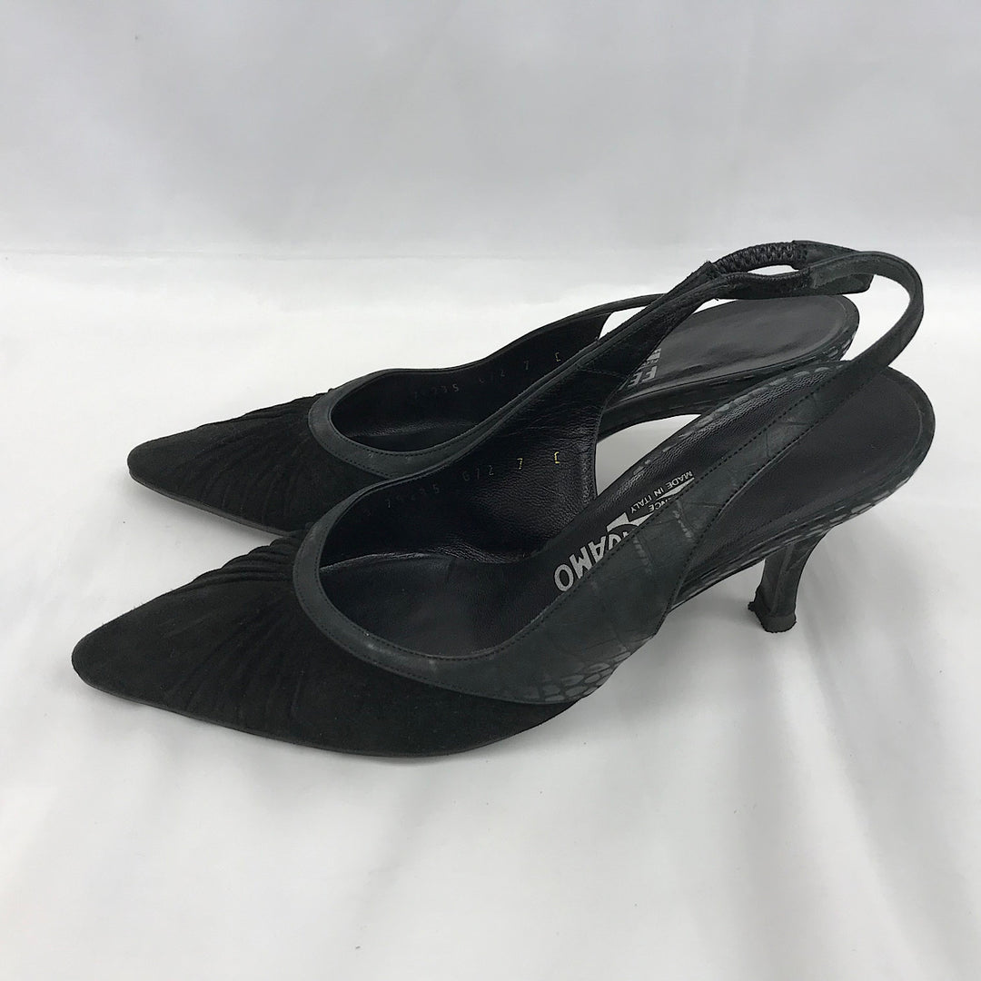 『USED』 
Salvatore Ferragamo フェラガモ 
 24.5cm DS78235 パンプス 
レザー ブラック系