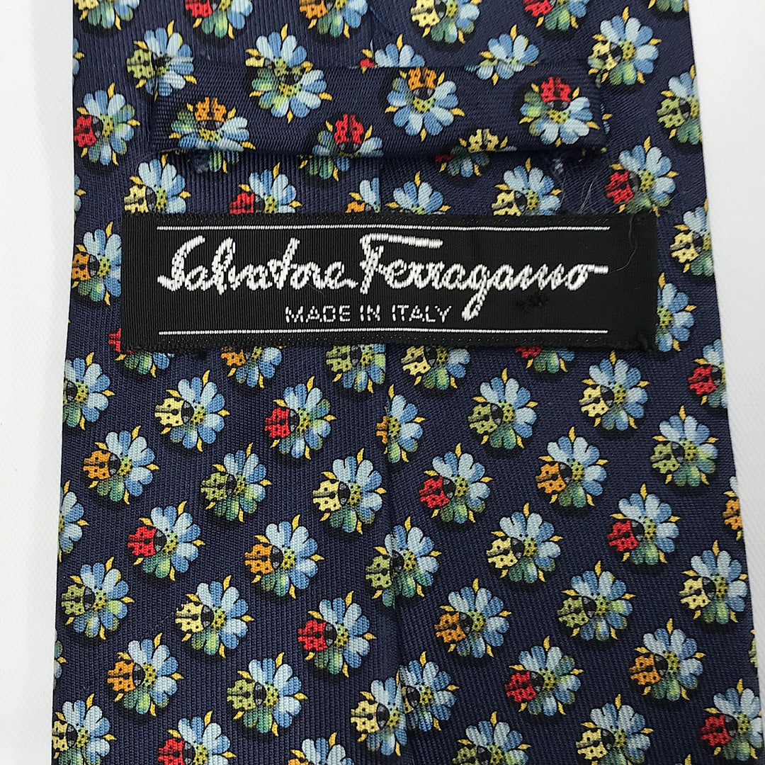 『USED』 
Salvatore Ferragamo フェラガモ 
 ネクタイ 
シルク ネイビー系