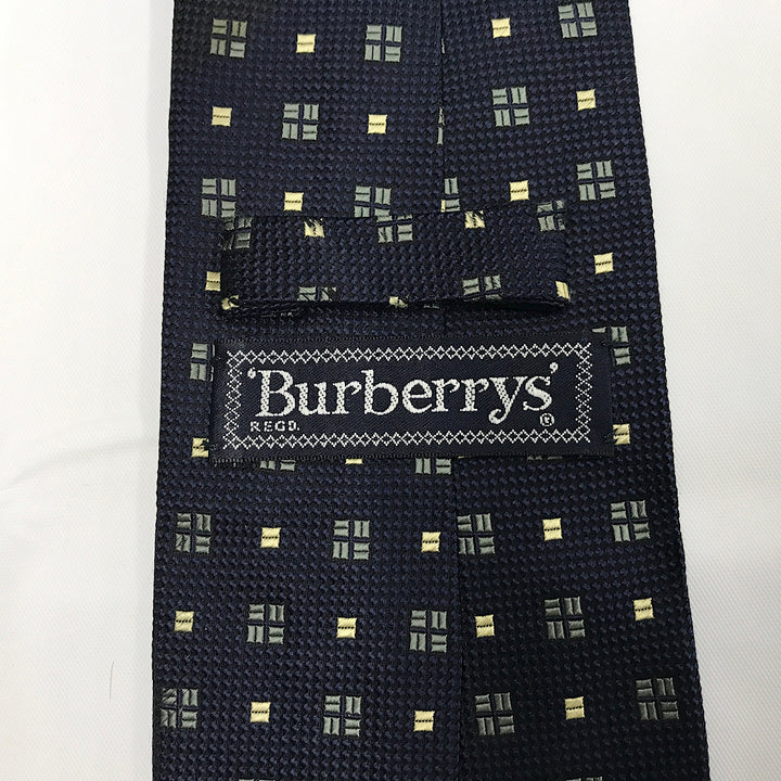 『USED』 
BURBERRY バーバリー 
 BBJ-02 ネクタイ 
綿100% ネイビー系