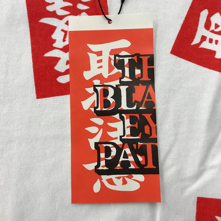 『未使用品』 
 
 THE BLACK EYE PATCH 取扱注意 HANDALE WITH ALL OVER TEE サイズM 半袖Ｔシャツ 
コットン