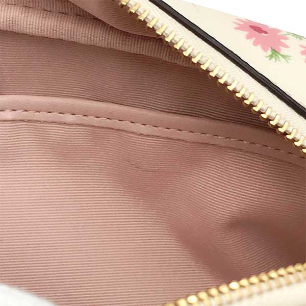 COACH コーチ 
 C0039 ポーチ 
 ホワイト