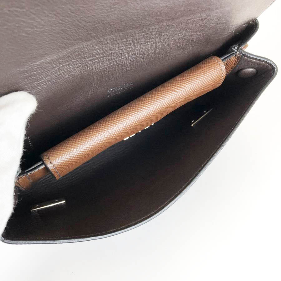 PRADA プラダ 
 BT0992  ショルダーバッグ 
牛革 /チェーン ブラウン