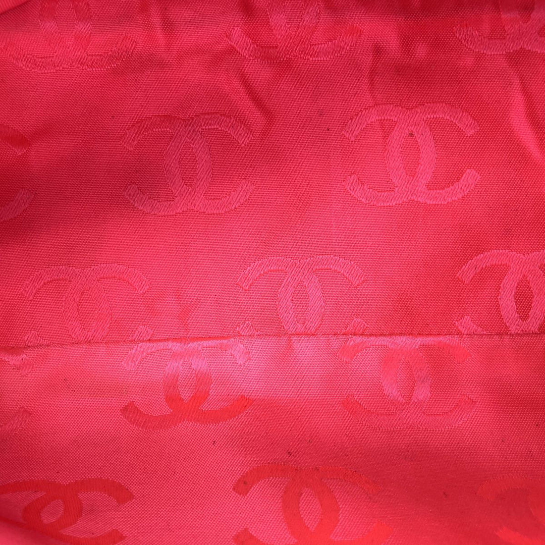 CHANEL シャネル 
 ショルダーバッグ 
レザー ホワイト