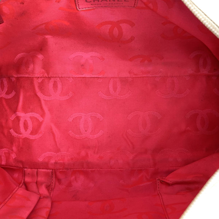 CHANEL シャネル 
 ショルダーバッグ 
レザー ホワイト